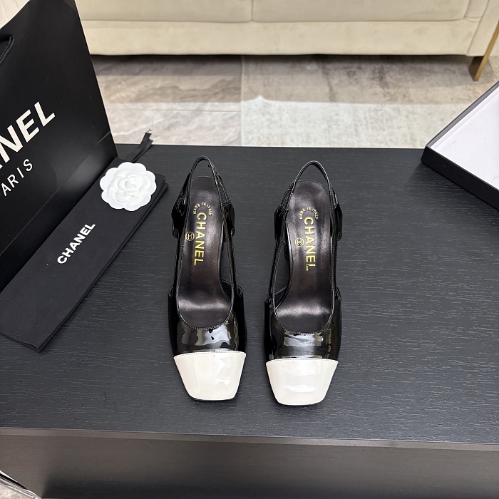Black Patent Leather Block Heel Mary Jane Shoes With Contrasting White Cap Toe And Slingback Strap