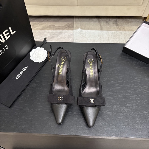 Black Pointed Toe Heeled Slingback Pumps With Bow Detail