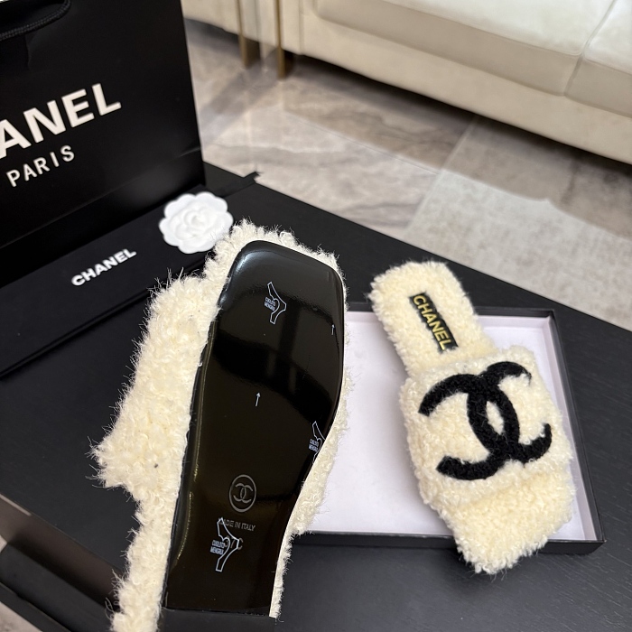 Fuzzy Shearling Open Toe Flat Slides