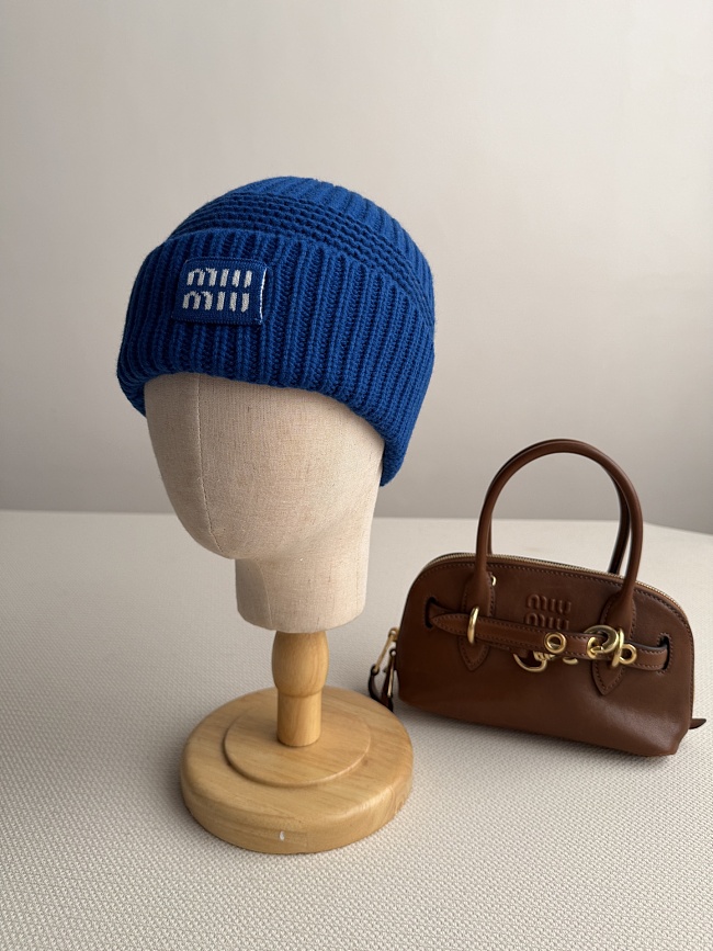 Cozy Ribbed Cashmere Knit Beanie With Foldover Cuff
