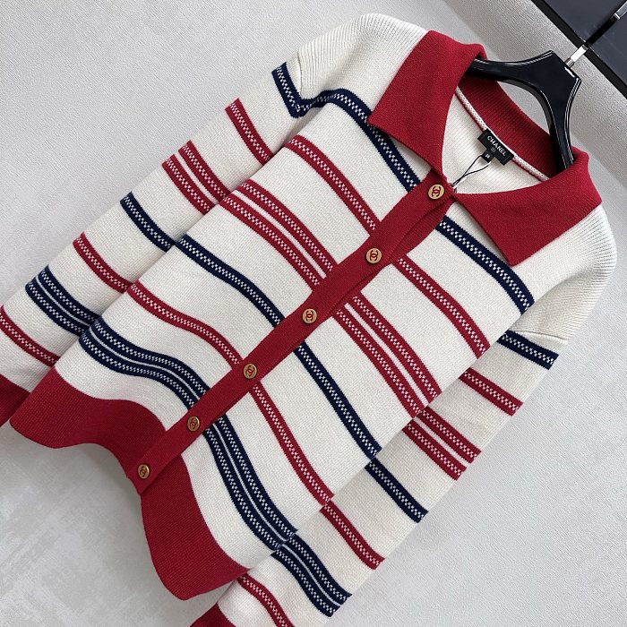Contrast Collar Striped Knit Cardigan With Metallic Icon Detail