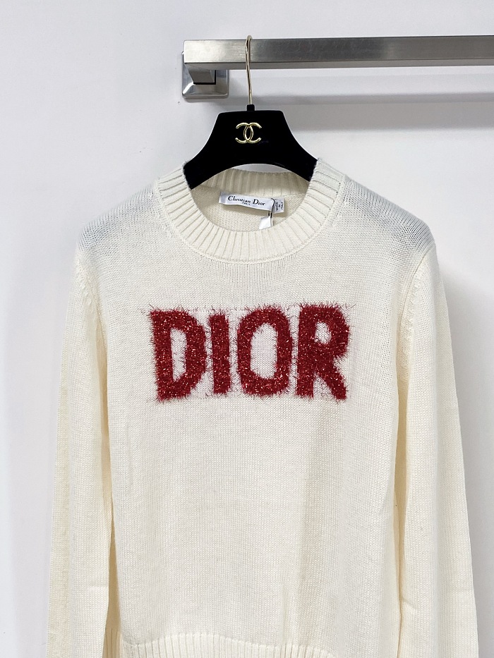 Color Block Letter Print Slim Fit Long Sleeve Top