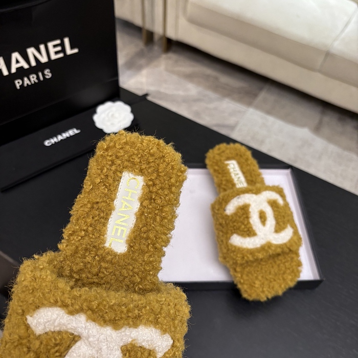 Fuzzy Shearling Open Toe Flat Slippers