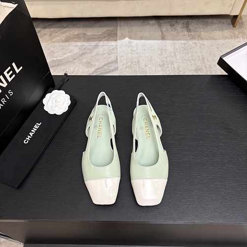 Two Tone Pointed Toe Slingback Flats With Contrast Cap Toe