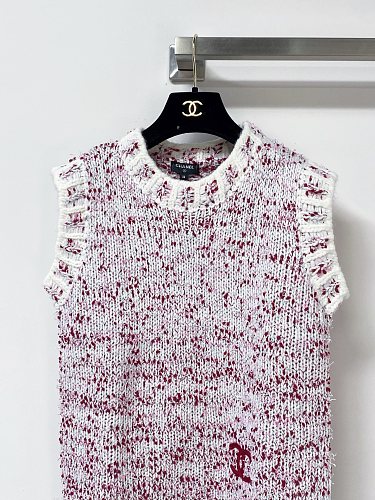 Breathable Knit Graphic Print Slim Fit Tank Top