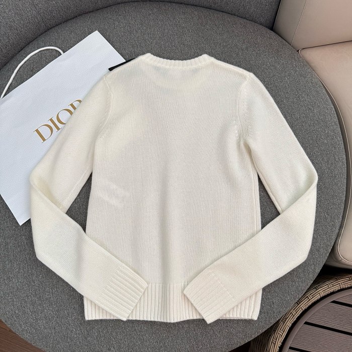 Oversized Bow Accent Cashmere Knit Sweater With Letter Print Crew Neck
