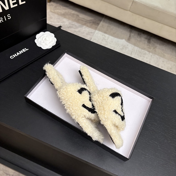 Fuzzy Shearling Open Toe Flat Slides