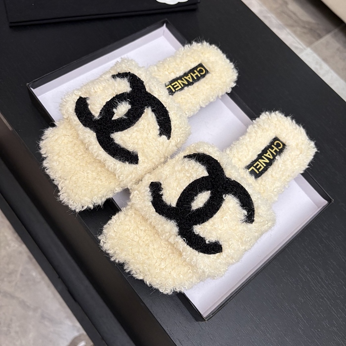 Fuzzy Shearling Open Toe Flat Slides