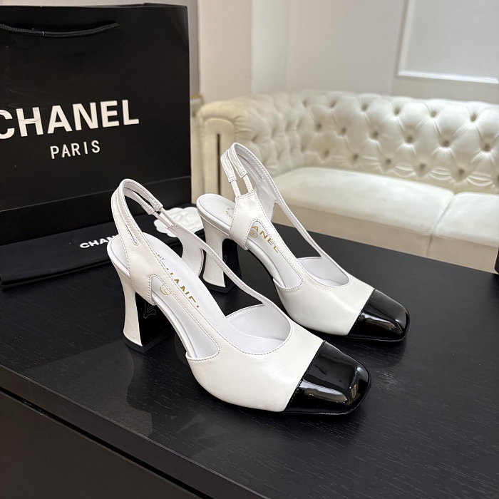Chunky High Heel Two-Tone Slingback Pumps