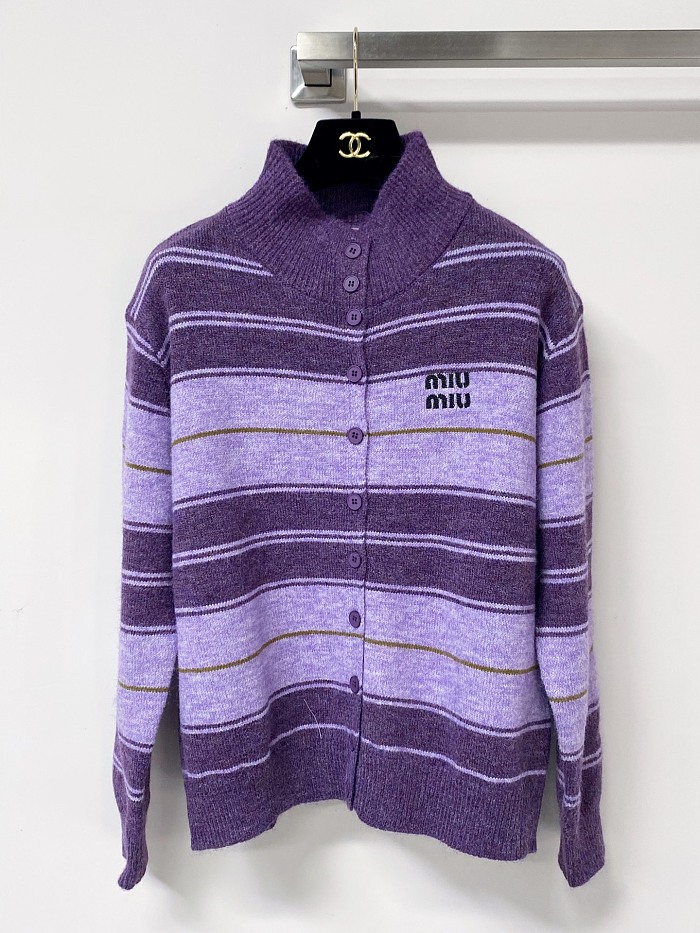 Contrast Trim V-Neck Slim Fit Knit Cardigan