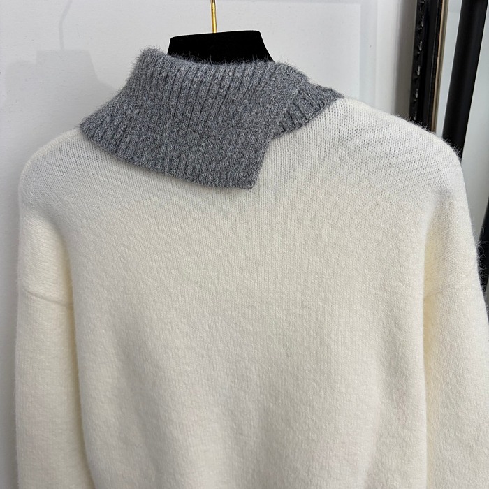 Colorblock Bee Embroidery High Neck Mohair Knit Sweater