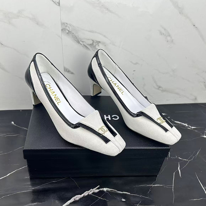 Two-Tone Suede And Patent Leather Heeled Pumps