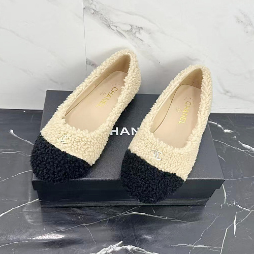 Fuzzy Contrast Cap Toe Slip On Ballet Flats