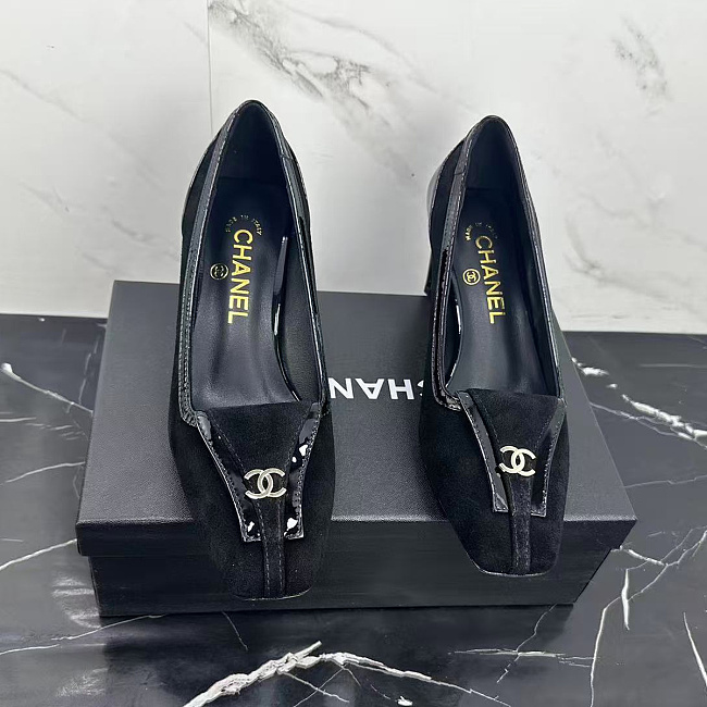Black Suede Patent Leather High Heel Pumps With Closed Toe