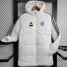 2023/24 Germany White Cotton Jacket 黑三边