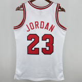 1984/1985 Bulls JORDAN #23 White Retro NBA Jerseys 热压