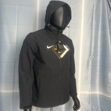 2024/25 PSG Black Windbreaker #Y21冲锋衣
