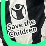 Save the Children 胸前大广告