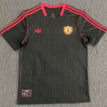 2025 M Utd Black Retro Style Soccer Jersey