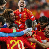 2024/25 Spain 1:1 Quality Home Red Fans Soccer Jersey
