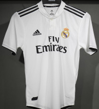 2018/19 RM Home White Retro Player Version Soccer Jersey 球员版带胸前章