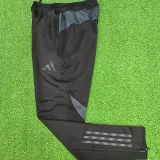 2025/26 RM Grey And Black Sports Trousers 黑配灰