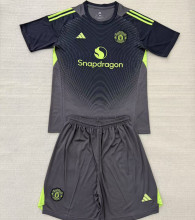2025/26 M Utd Goalkeeper Kids Soccer Jersey