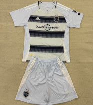 2025/26 Kansas City Home Kids Soccer Jersey 堪萨斯城体育