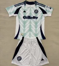 2025/26 New England Revolution Away Kids Soccer Jersey 新英格兰革命