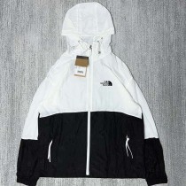 2025/26 TTHE NORTH FACE Windbreaker
