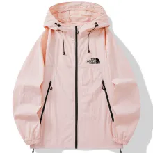 2025/26 TTHE NORTH FACE Windbreaker
