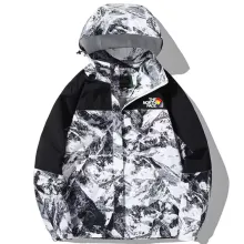 2025/26 TTHE NORTH FACE Windbreaker