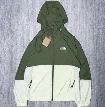 2025/26 TTHE NORTH FACE Windbreaker