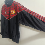 2025/26 M Utd Retro Windbreaker Jacket