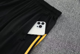 2025/26 M Utd Black Vest Training Jersey(A Set)