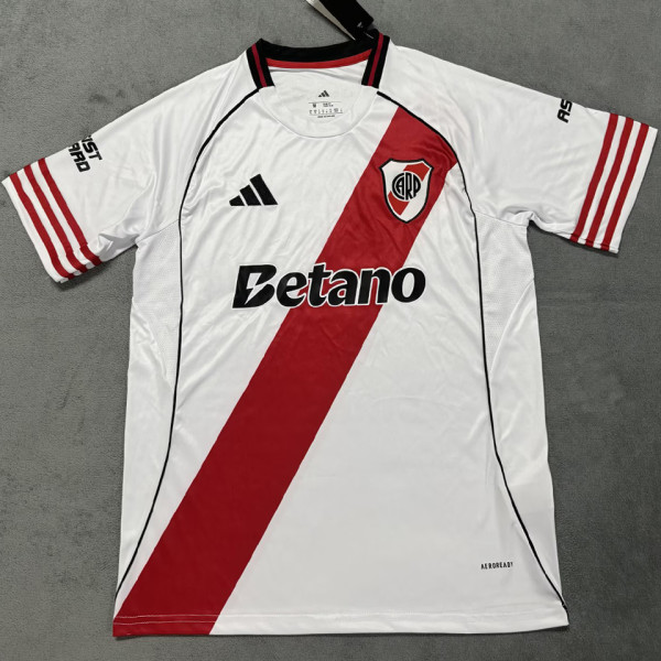 2025/26 River Plate Home White Fans Soccer Jersey 带 新 胸前广告
