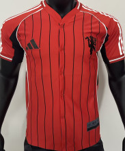 2025/26 M Utd Red Baseball Player Version T-Shirt  硅胶版