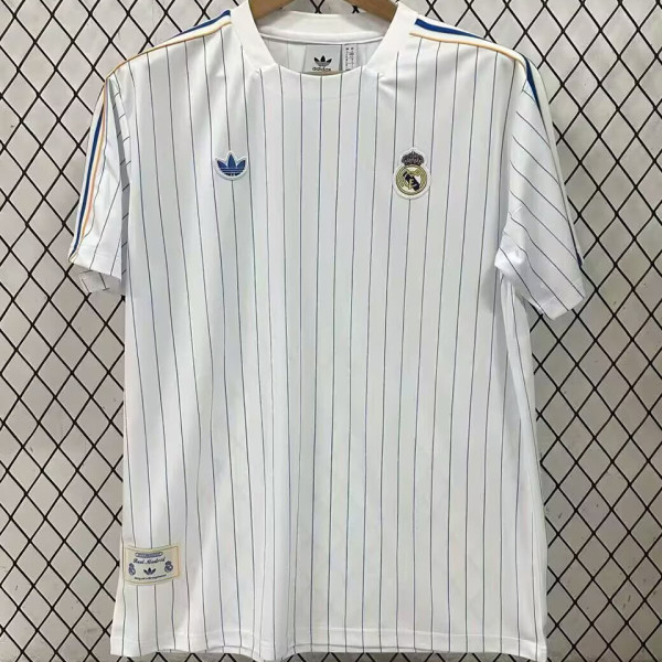 2025/26 RM Retro Style White Fans Soccer Jersey 白衣蓝三边