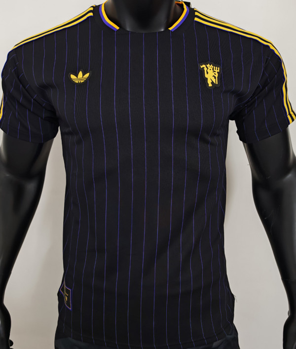 2025/26 M Utd Black Retro Style Player Version Soccer Jersey