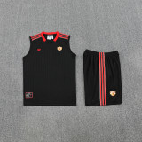 2025/26 M Utd Black Vest Training Jersey(A Set)