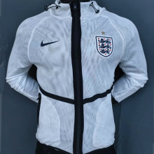 2026/27 England Double Layered Windbreaker  (Size is Slightly Small ,Please Purchase a Large Size)