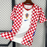 2026/27 Croatia Home Fans Soccer Jersey 背后有格子