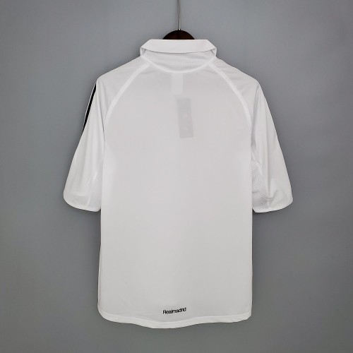 Real Madrid 2005/2006 Home Retro Jersey