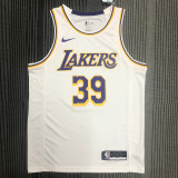 Dwight Howard Men's White Swingman Team Jersey - Association Edition