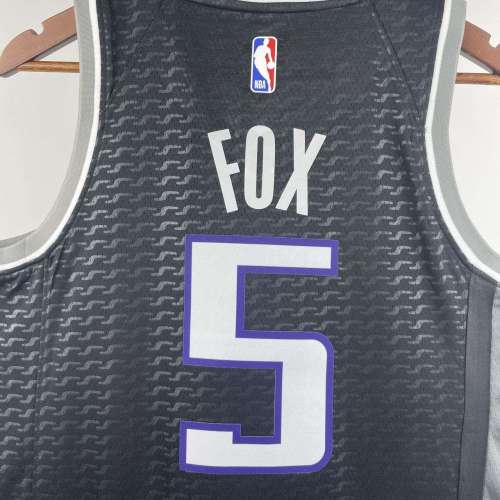 Men's De’Aaron Fox Black Team Jersey - Statement Edition