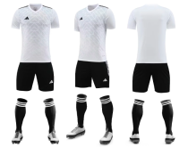 Adult Matchday Team Kits AD731