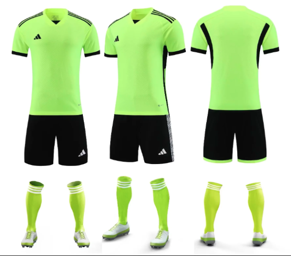 Adult Matchday Team Kits AD1031
