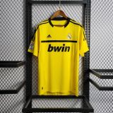 Real Madrid 2011/2012 Goalkeeper Retro Jersey