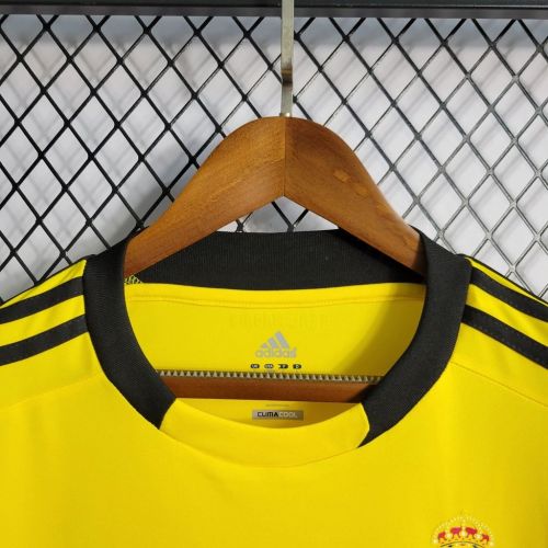 Real Madrid 2011/2012 Goalkeeper Retro Jersey