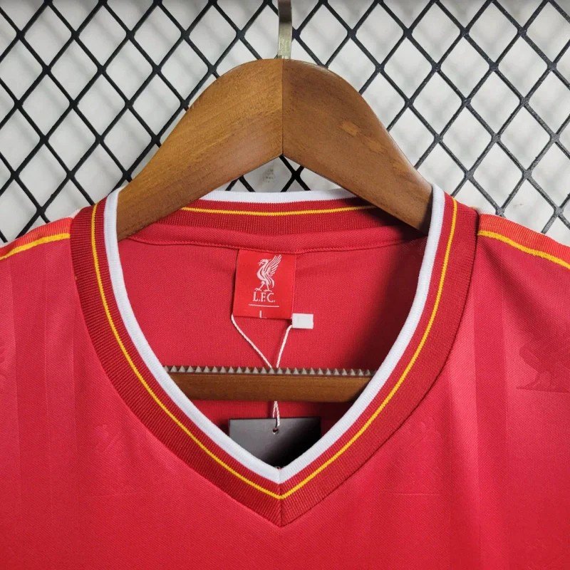 US$ 19.99 - Liverpool 1985/1986 F.A.Cup Winners Home Retro Jersey